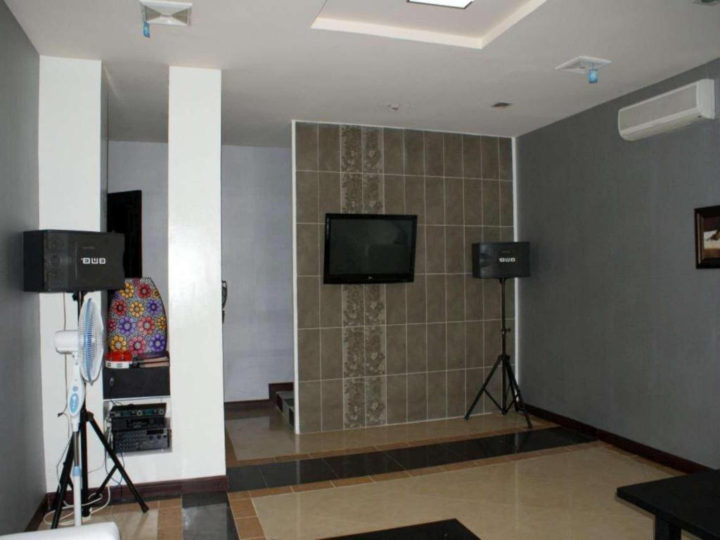 בוגור Green Wattana Hotel Sentul מראה חיצוני תמונה