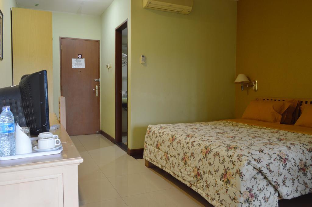 בוגור Green Wattana Hotel Sentul מראה חיצוני תמונה