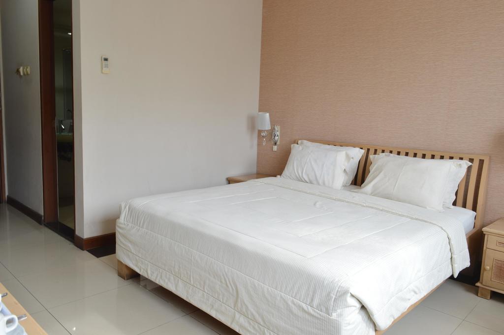 בוגור Green Wattana Hotel Sentul מראה חיצוני תמונה