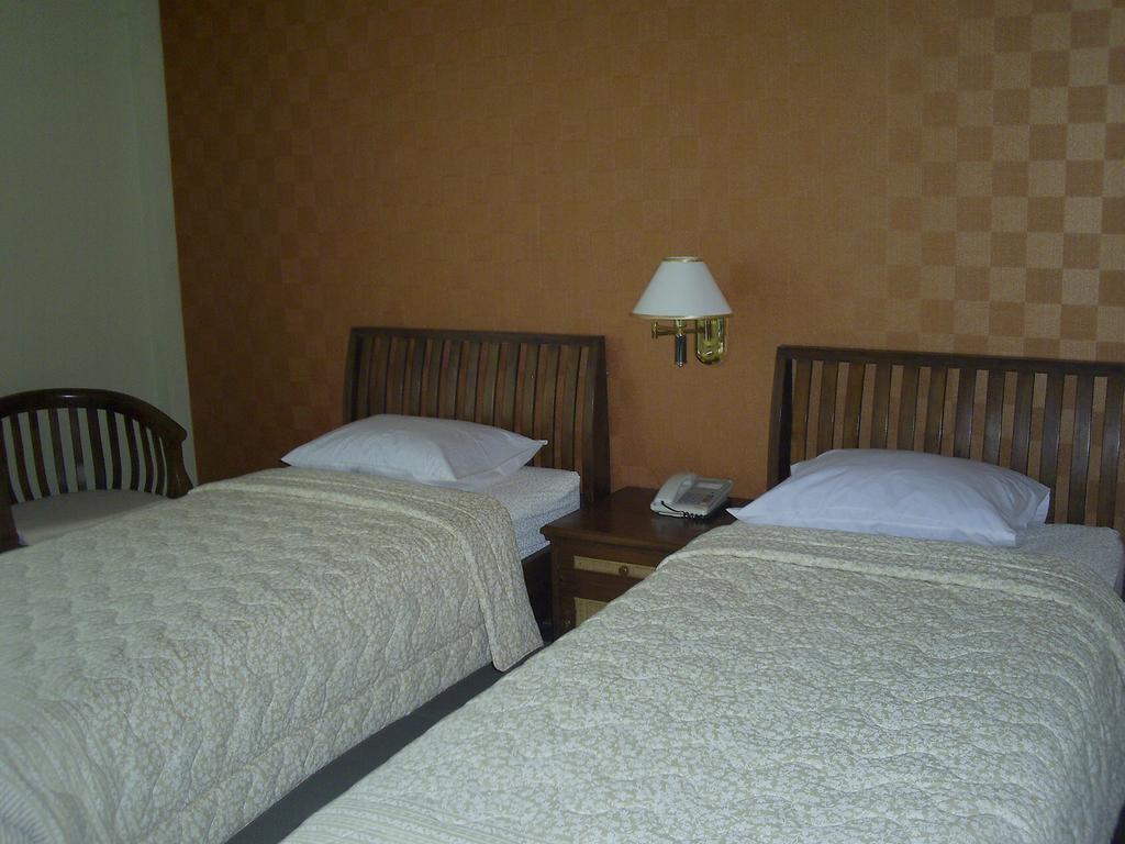 בוגור Green Wattana Hotel Sentul מראה חיצוני תמונה