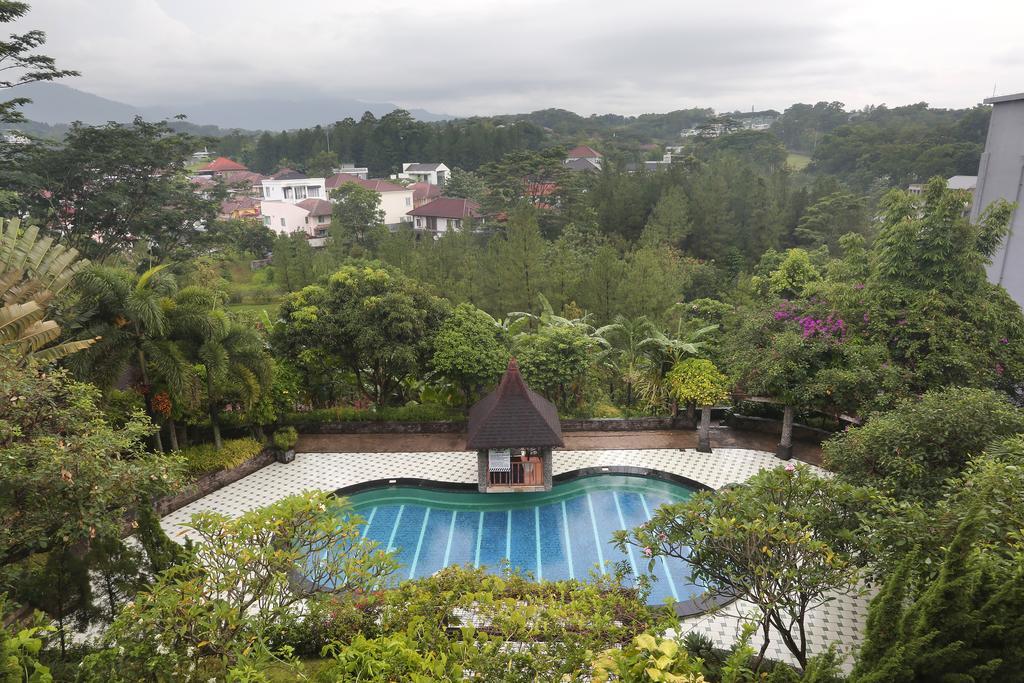 בוגור Green Wattana Hotel Sentul מראה חיצוני תמונה